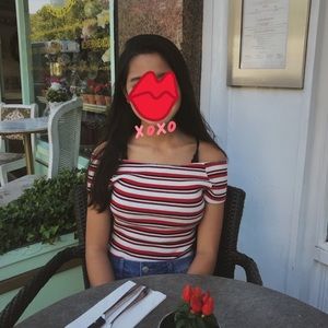 RARE BRANDY MELVILLE TOP